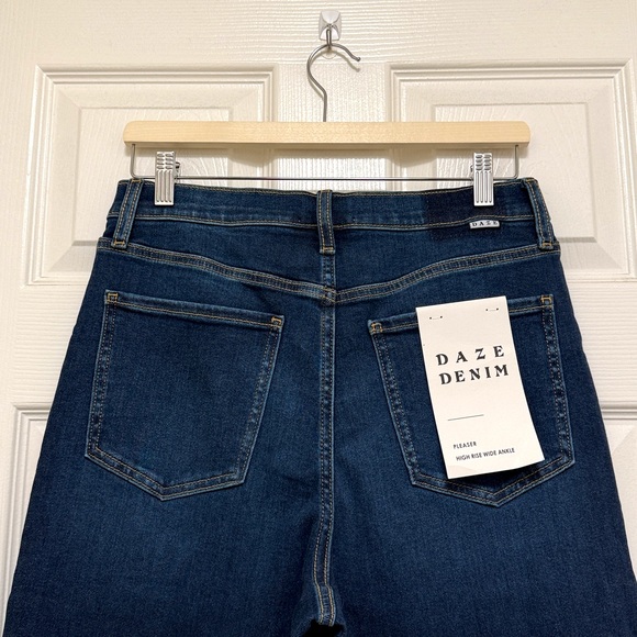 NWT DAZE DENIM Pleaser High Rise Ankle Wide Leg Jeans in Magic Hour - Picture 9 of 11